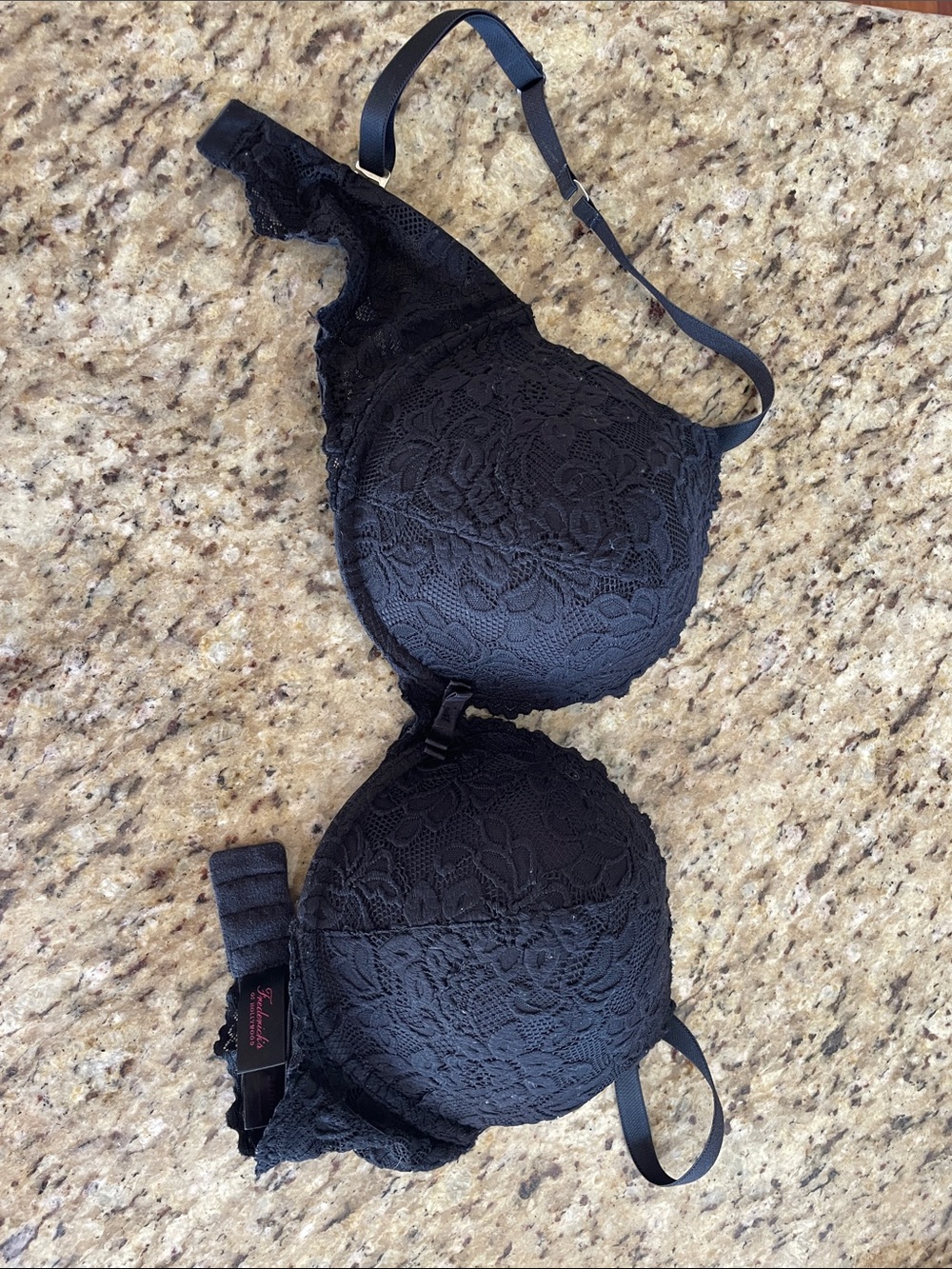 Frederick's of Hollywood Black Lace Push-Up Bra (convertible)